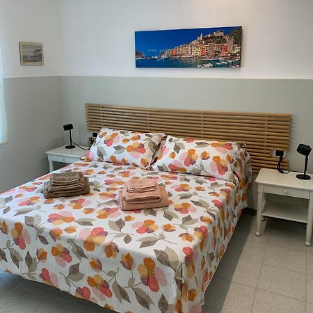 Desiree Apartment La Spezia Bagian luar foto